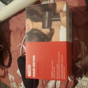 NWT Tymo Airbliss Hairdryer